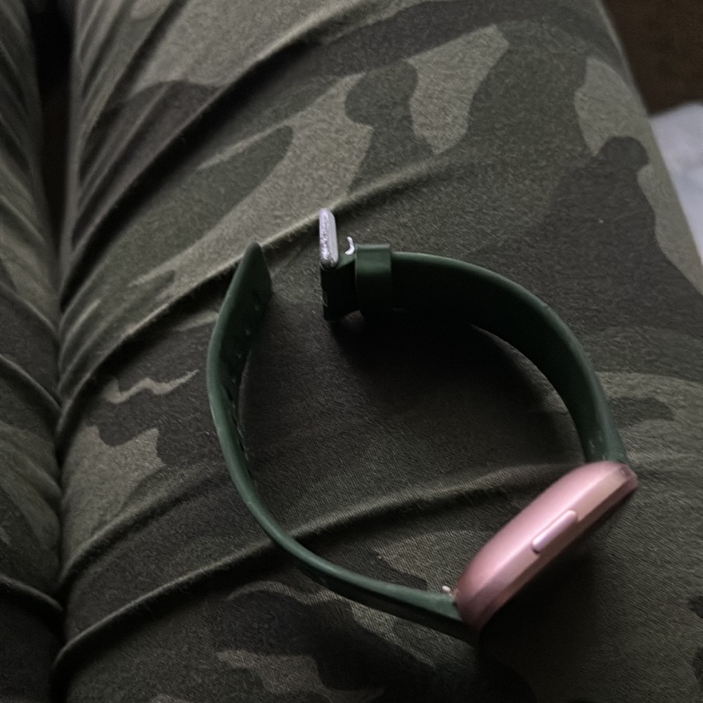 Fitbit - Picture 2 of 2